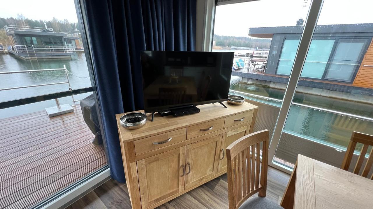 Hausboote Am Baerwalder See Traumhaus-Mieten Klitten 外观 照片